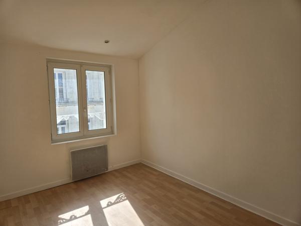 Appartement
                                                                                                                                                                                                                                                                                                                        3 pièce(s)                                                                                                                                                                                                          2 chambre(s)                                                                                                                                                                                                          51.58  m²