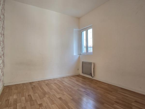 Appartement
                                                                                                                                                                                                                                                                                                                        3 pièce(s)                                                                                                                                                                                                          2 chambre(s)                                                                                                                                                                                                          51.58  m²