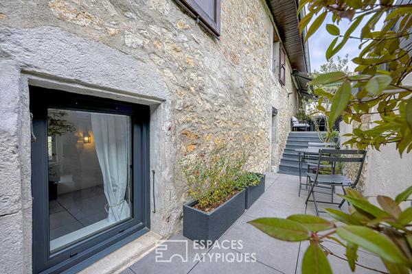 Ancienne grange entièrement rénovée avec vue