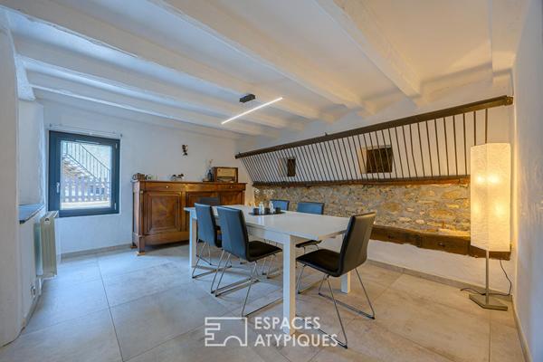 Ancienne grange entièrement rénovée avec vue