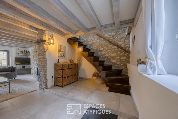 Ancienne grange entièrement rénovée avec vue