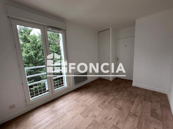 Location Appartement 3 pièces 78.11 m² - 6 RUE DU DOCTEUR MICHEL GIBERT Chartres 28000