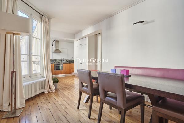 A vendre - appartement - 68 m² - Paris - 75006 - Saint Germain des Prés