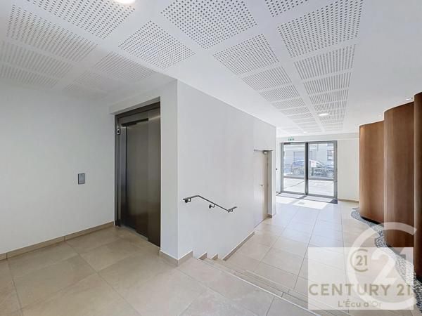 Appartement F2 à vendre  2 pièces - 40 m 2   OLIVET  - 45