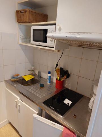 A LOUER - Studio meublé Vieux Port (Bail étudiant)