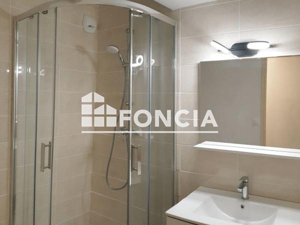 Location Appartement 2 pièces 40 m² - 115 A 117 AVENUE CHARLES BOUTET Charleville- Mezieres 08000