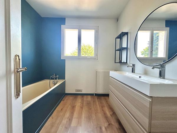 Maison familiale avec jardin à Nemours