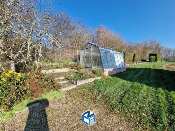 Maison d'architecte sur parc arboré de 3Ha