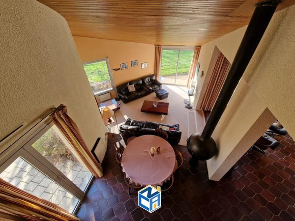 Maison d'architecte sur parc arboré de 3Ha