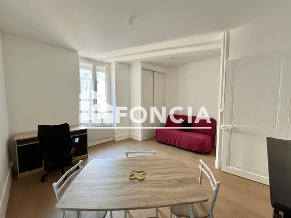 Location Studio meublé 28.06 m² - 10 RUE MARX DORMOY Grenoble 38000