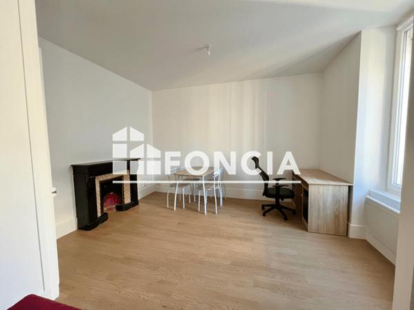 Location Studio meublé 28.06 m² - 10 RUE MARX DORMOY Grenoble 38000