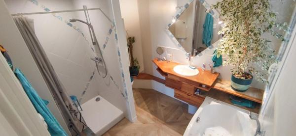 APPARTEMENT HAUSSMANNIEN DE CHARME