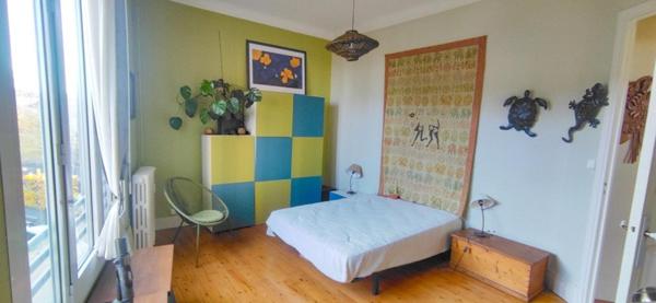 APPARTEMENT HAUSSMANNIEN DE CHARME