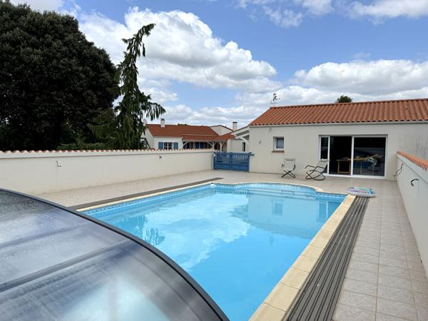 Maison Saint Benoist Sur Mer 4 chambres + piscine et dépendance