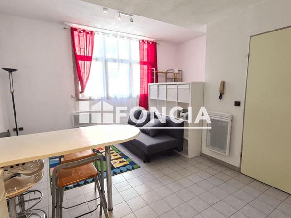 Location Studio meublé 30.7 m² - 31 RUE ABBE GREGOIRE Grenoble 38000
