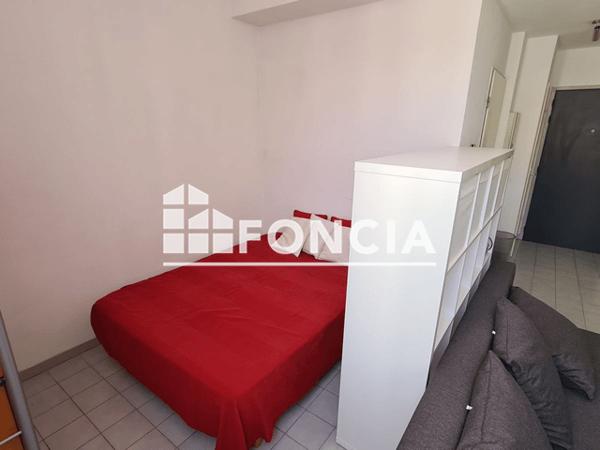 Location Studio meublé 30.7 m² - 31 RUE ABBE GREGOIRE Grenoble 38000