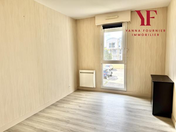 HYPER CENTRE VILLE BREST, T3, 2 CHAMBRES, ASCENSEUR IMMEUBLE PMR , 1996
