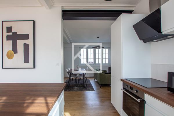 Appartement avec terrasse de 52 m2 - Place du Lycée
