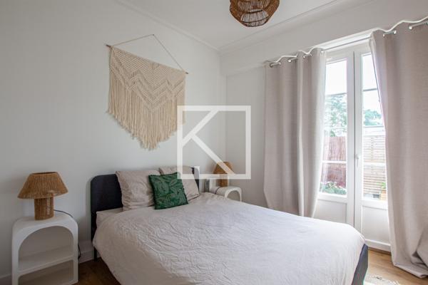 Appartement avec terrasse de 52 m2 - Place du Lycée