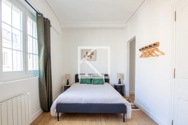 Appartement avec terrasse de 52 m2 - Place du Lycée