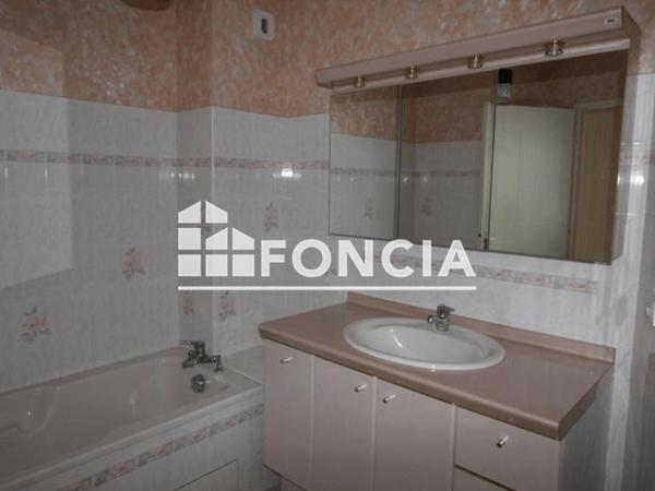 Location Appartement 4 pièces 90.34 m² - 36 RUE MENON Grenoble 38000
