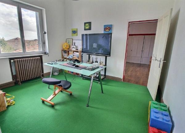 Maison à vendre    6 pièces •  Montchanin