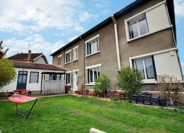 Maison à vendre    6 pièces •  Montchanin