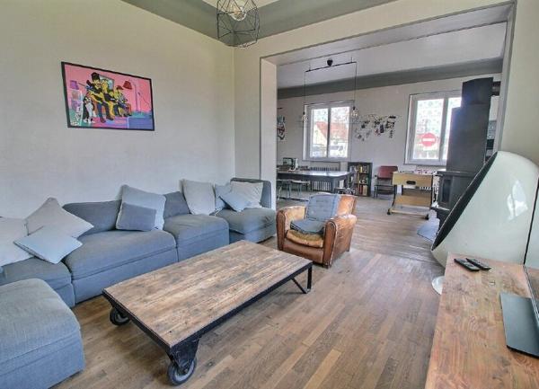 Maison à vendre    6 pièces •  Montchanin