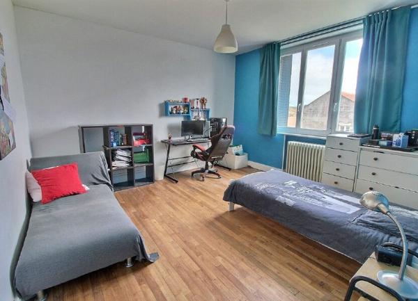 Maison à vendre    6 pièces •  Montchanin