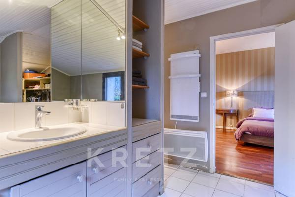 Maison de plain-pied avec piscine