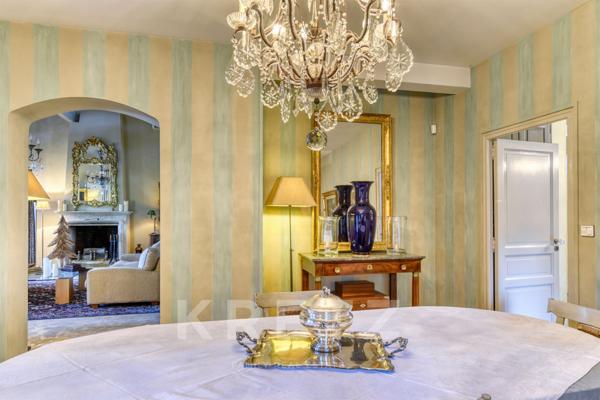 Maison de plain-pied avec piscine