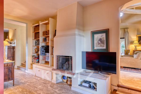 Maison de plain-pied avec piscine