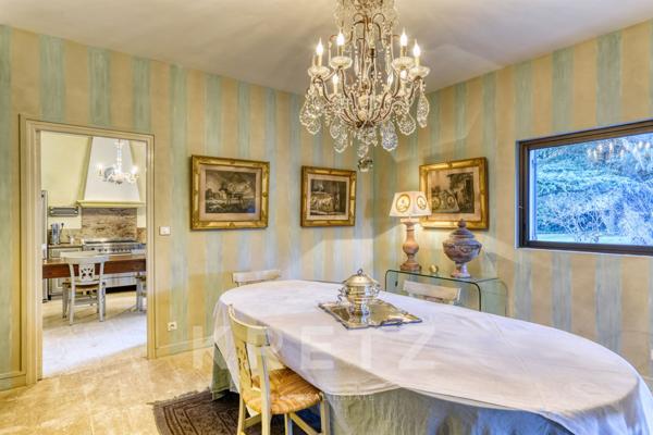 Maison de plain-pied avec piscine