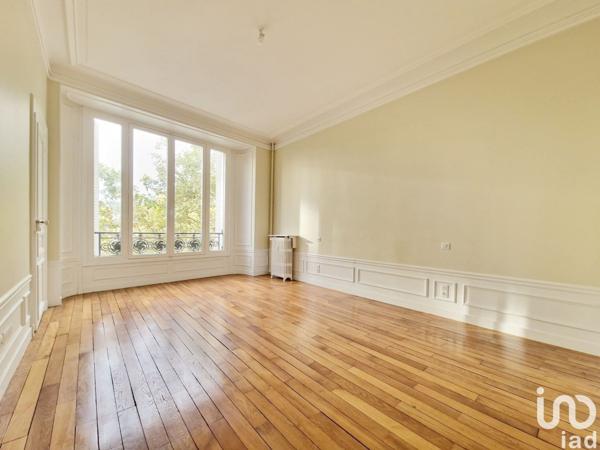 Appartement 6 pièces de 197 m² à Paris (75014)