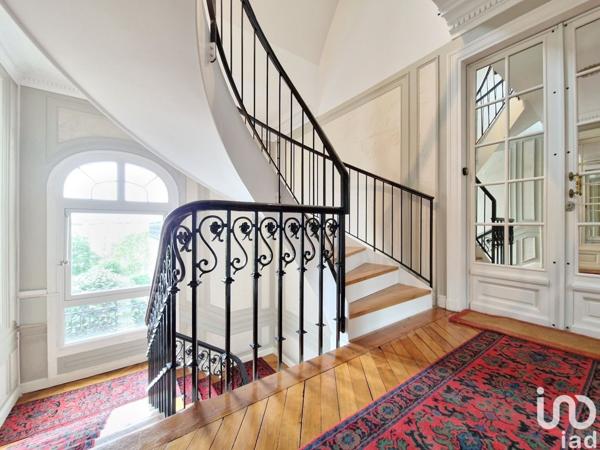 Appartement 6 pièces de 197 m² à Paris (75014)