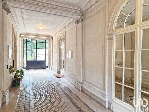 Appartement 6 pièces de 197 m² à Paris (75014)