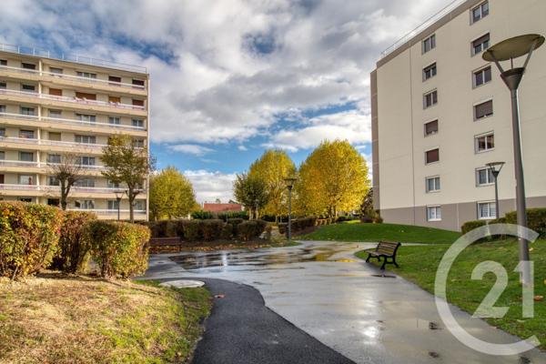 Appartement F5 à vendre  5 pièces - 100,79 m2 ERMONT - 95