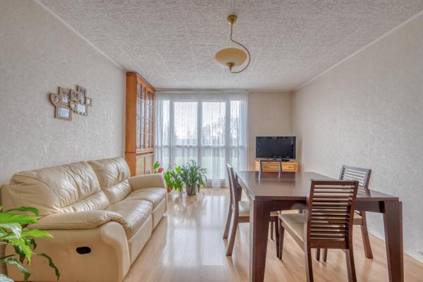 3 pièces 70 m² calme avec cave et parking