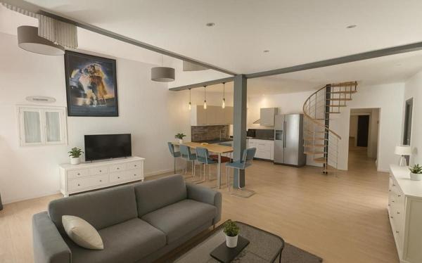 Maison d’exception au centre de Gujan-Mestras