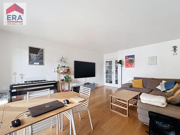 A VENDRE 4 PIECES 88m² - PORTE D'IVRY - TERRASSE ET PARKING