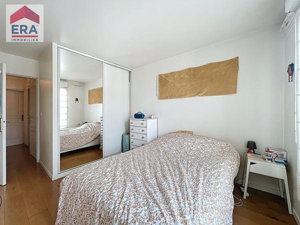 A VENDRE 4 PIECES 88m² - PORTE D'IVRY - TERRASSE ET PARKING