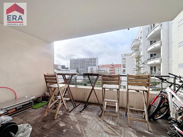 A VENDRE 4 PIECES 88m² - PORTE D'IVRY - TERRASSE ET PARKING
