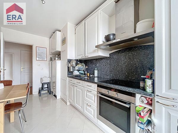 A VENDRE 4 PIECES 88m² - PORTE D'IVRY - TERRASSE ET PARKING