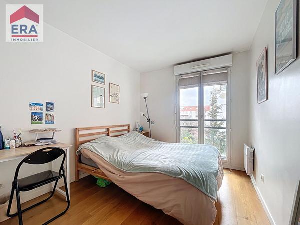 A VENDRE 4 PIECES 88m² - PORTE D'IVRY - TERRASSE ET PARKING