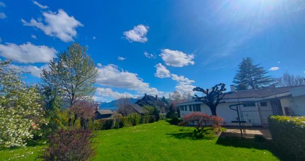 Haute Savoie (74), à vendre NANGY MAISON ARCHITECTE CONTEMPORAINE