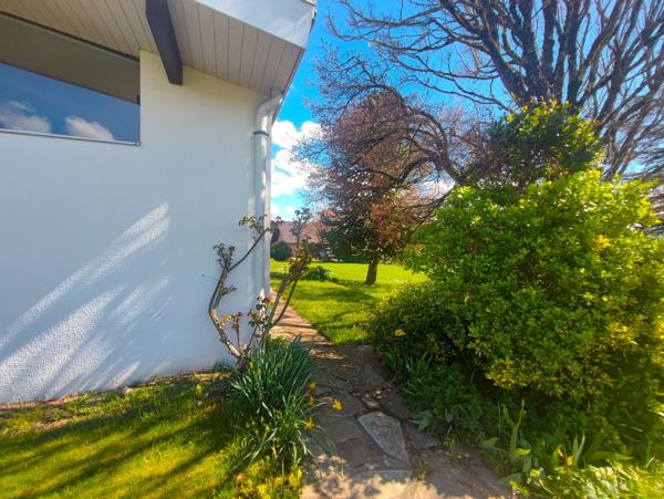 Haute Savoie (74), à vendre NANGY MAISON ARCHITECTE CONTEMPORAINE
