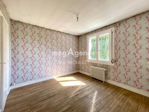 Maison à SAINT-BARTHELEMY-D'ANJOU, 49124 - 7 pièces 160m²