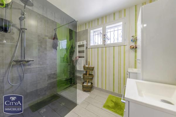 Maison à vendre 7 pièces 149m² Châteauroux (36000)