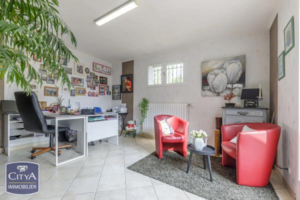 Maison à vendre 7 pièces 149m² Châteauroux (36000)
