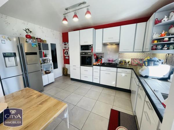 Maison à vendre 7 pièces 149m² Châteauroux (36000)